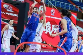 四消息：腾讯要播CBA，俞长栋评论西热，杨鸣打球，钱德勒没走图片