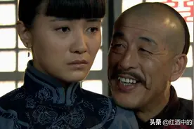 《闯关东》里隐藏的知名客串，刘金山演了吴掌柜，曹操袁绍全都在图片