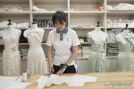 优秀！“00后”女孩凭借一件衣服拿下国赛大奖图片