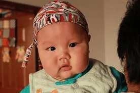 孩子有4个特‍征，长大后多半很聪明，有一定的科学道理图片