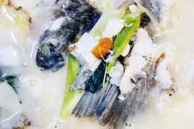鲜美甘甜益脾胃-鲈鱼汤图片