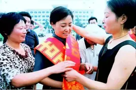 烈士纪念日走进长霞的世界 重温英烈的故事图片