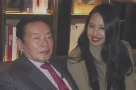 77岁富商暴毙，25岁女星涉嫌谋夺近亿遗产被捕，两人结婚仅105天图片