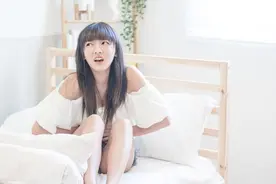 女人来月经时，五种食物暂时不吃，如果吃，可能是拿健康开玩笑图片