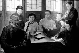 阿炳：1岁丧母，35岁失明，47岁写《二泉映月》，58岁病逝图片