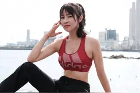 恭喜！34岁TVB东张女神受宠续约成“亲生女”，已低调结婚两年图片