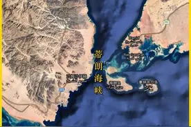 1967年苏伊士运河封闭八年，这里诞生了一支“黄舰队”图片