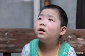 单亲爸爸九年的顽强抗争，披荆斩棘为孩子搏出生的希望图片