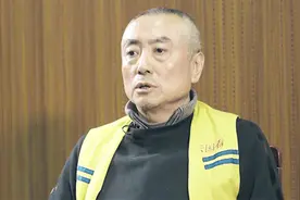 一普通商人，为何与两任省委书记那么亲近？图片