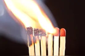 律师解读“保姆纵火案”之：保姆80万的对外转账真是一大疑点吗？图片
