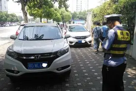 同样是违停！为什么我罚200扣3分，别人只罚款不扣分？图片