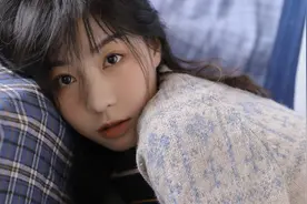 元气少女美女校花，有种初恋的感觉图片