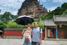 90后小伙开卡车一年挣30万图片