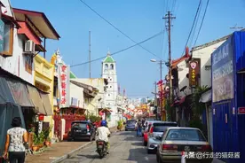 南洋小城马六甲，汉字和中式建筑随处可见，游客怀疑自己没出国图片