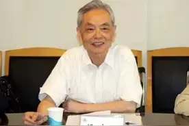武汉大学传奇人物——校长侯杰昌，是如何将武大跻身985行列的图片