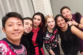 撒贝宁去见外国老丈人，但是却被老丈人嫌弃图片