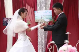 浙江女子结婚一个月后闹离婚 男子要讨回100万彩礼 亲家：赔损失费图片