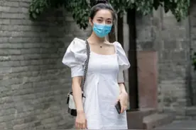 裙子才是炎炎夏日的主旋律，让美女告诉你什么是典雅的美丽图片