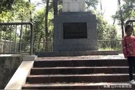 韶关市翁源县新江镇文化宫内革命烈士纪念碑简介图片