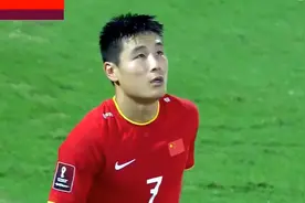 国足1-1澳大利亚球员评分：武磊首发是最大败笔，王刚吐槽颜骏凌图片