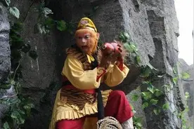 孙悟空并非无亲无故，他的后台硬到离谱，没有神仙敢不给面子图片