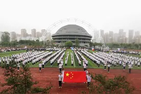 传承红色基因 绽放青春活力——来安中学举办第39届田径运动会图片