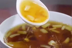 冬天爱流鼻涕，教你一款超管用的汤，食材简单，大人小孩都可以喝图片