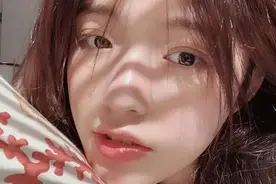 林允对自己还是挺“抠门”的！33亿身价，打个六千六水光针嫌贵图片