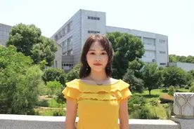 超牛！湖北学霸姐姐：从贫困山区走出，3年打工积攒15万余元，还为弟弟负担学费！图片