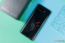 腾讯ROG游戏手机5评测 除了信仰还有满血配置与灵活操控图片