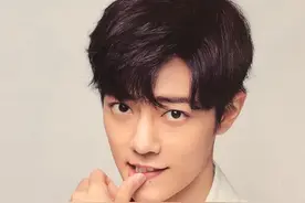 肖战粉丝做公益，为小学生捐赠校服，却意外翻车了图片
