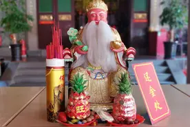 泉州最大的土地庙，距今600多年没门票，以有求必应闻名图片