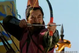 许田围猎刘备射兔曹操射鹿，明眼人一望而知：天下是曹操的了图片