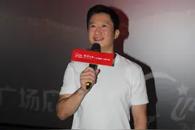合肥女孩看完电影《我和我的父辈》要与父亲和解 ，吴京回乡感言：电影目的达到了图片