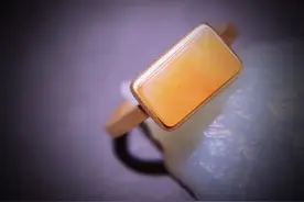 风很大，阳光很暖，如它般温暖图片