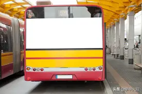西峰城区所有公交车4月13日起恢复正常运行图片