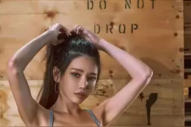 女神的马甲线身材，怎么练出来？先减脂再虐腹！附：4个虐腹动作图片