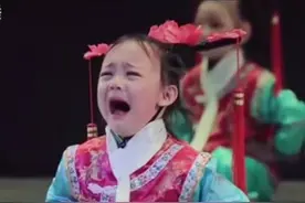 小萌娃梨花带雨庆六一，连哭都是这么可爱！你的气质谁也模仿不来图片
