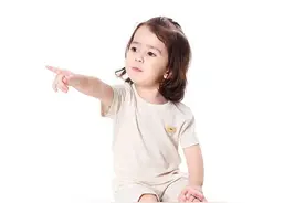 拼多多、淘宝上便宜的衣服敢给宝宝穿吗，这些衣服大多“有毒”图片