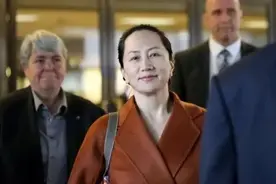 孟晚舟妈妈，出身干部家庭，也是女强人，与任正非离婚后过得怎样图片