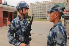 十次洗礼，他们用初心回首两年军旅梦图片