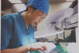 在协和上学是种什么体验？77届学生给你答案：这届毕业生“不寻常”！图片