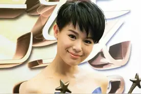 胡杏儿：和黄宗泽秘恋7年无一儿半女，嫁给夜店老板4年生了3胎图片