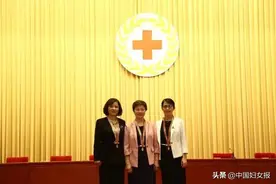 她们仨获奖了，故事让人泪目→图片