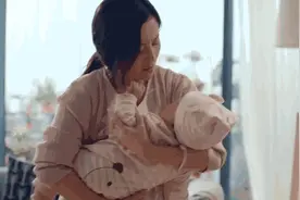 宝宝出生后穿连体衣还是穿分体衣？这件小事有大讲究，要弄清楚图片