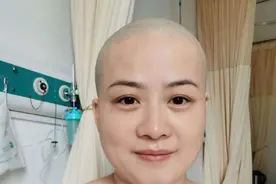岳云鹏老婆术后9个月复查，发文感慨要活的尽兴，曾为治病剃光头图片