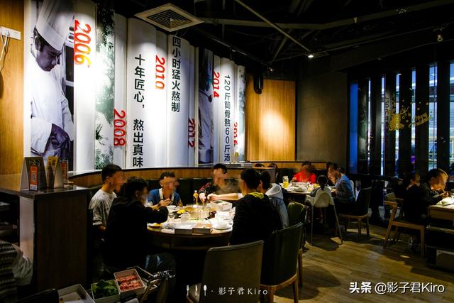花胶鸡为什么这么黄 2026年花胶鸡锅底为什么那么黄