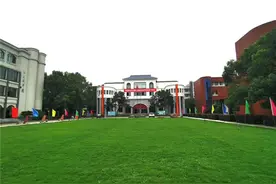 岳阳市一中2020年高考：有风，有雨，更有你！图片