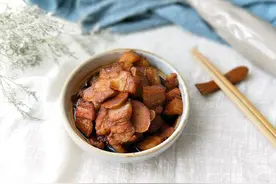 懒人红烧肉的做法，不用太长的时间就能做好，鲜美下饭，太解馋了图片