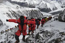 自主登山30年：一个学生社团对山峰的探索图片
